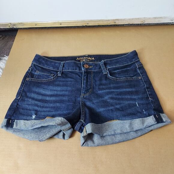 Arizona Jeans Company Denim Shorts 7 Juniors Festival Classic Casual Minimalist - Picture 1 of 6